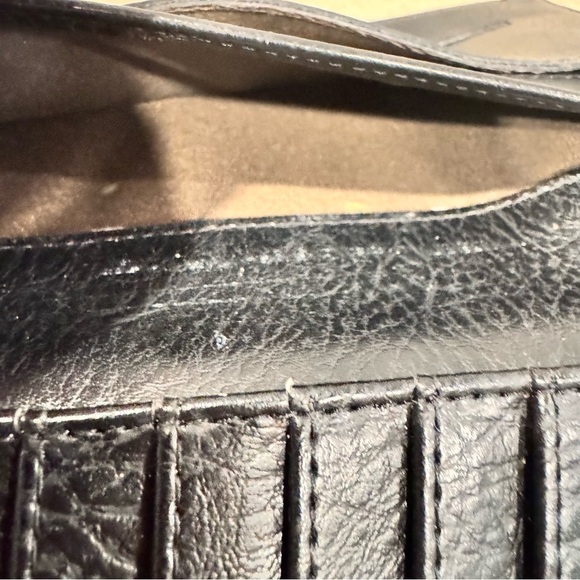 Matt & Nat Black Vegan Connolly Wallet - Picture 7 of 9